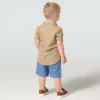 2-delt sæt til drenge med kortærmet printet skjorte og canvas-shorts (småbørn)