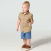 2-delt sæt til drenge med kortærmet printet skjorte og canvas-shorts (småbørn)