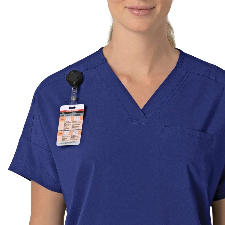 Force Cross-Flex oversize V-hals-scrubbluse til kvinder