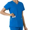 Force Essentials V-hals strikpanelet-scrubbluse til kvinder
