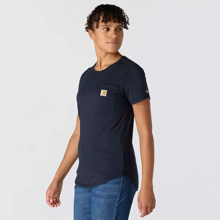 Force T-shirt med lommer i afslappet pasform til kvinder, der transporterer fugt