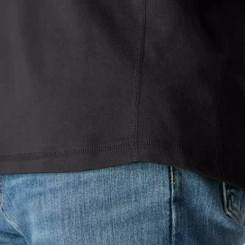 Force T-shirt til mænd med afslappet pasform, fugttransporterende og lommer