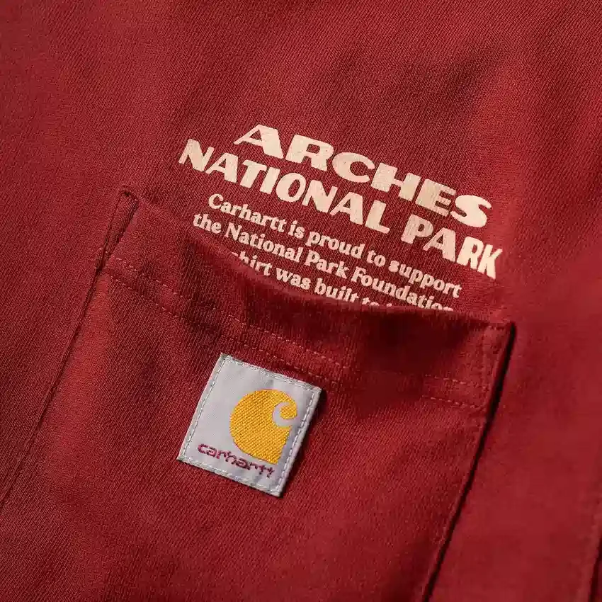 Herre-t-shirt med grafisk motiv fra Arches National Park, kraftig kvalitet, med lange løse ærmer