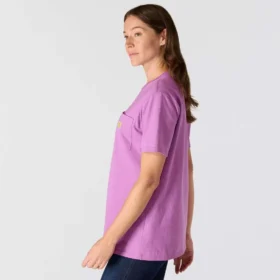 Ikonisk K87 T-shirt til kvinder med løs pasform og store lommer