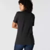 Ikonisk K87 T-shirt til kvinder med løs pasform og store lommer