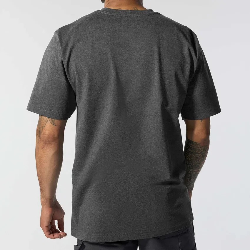 Ikonisk K87 T-shirt til mænd med løs pasform og lomme