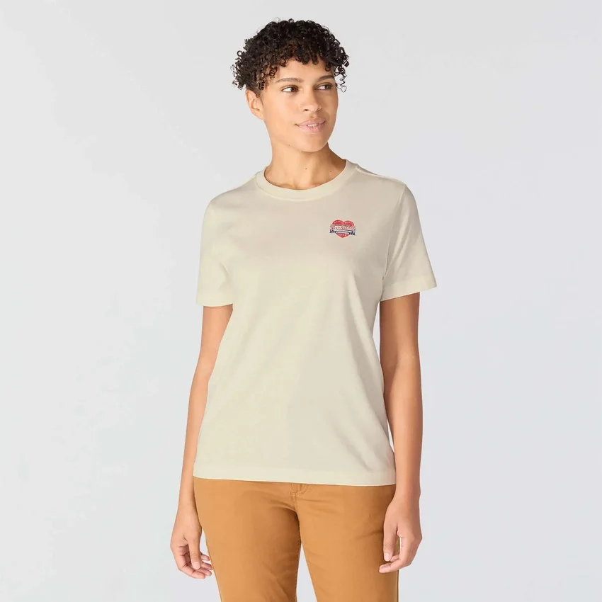 Irvine T-shirt til kvinder med afslappet pasform og Heritage Heart-grafik