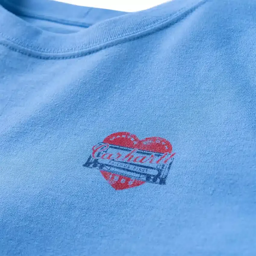 Irvine T-shirt til kvinder med afslappet pasform og Heritage Heart-grafik