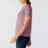 Irvine T-shirt til kvinder med afslappet pasform og lommer