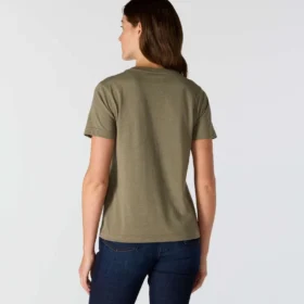 Irvine T-shirt til kvinder med afslappet pasform og lommer