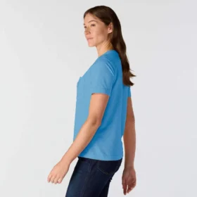 Irvine T-shirt til kvinder med afslappet pasform og lommer