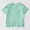 Irvine T-shirt til kvinder med afslappet pasform og lommer