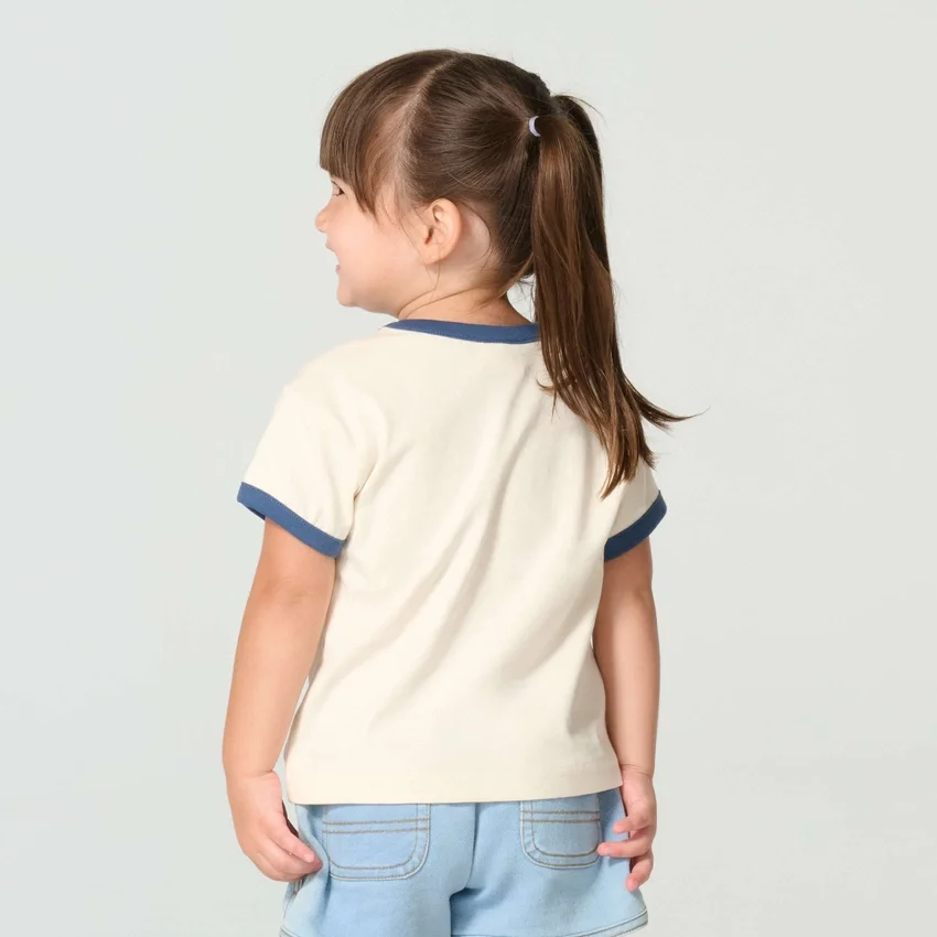 Kortærmet T-shirt med blomsterprint og "C"-ring i halsen til piger (børn/småbørn/unge)