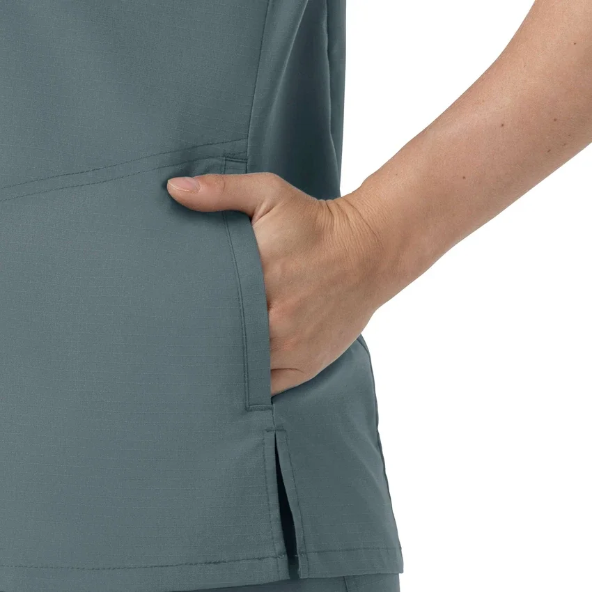 Rugged Flex Fld V-hals-scrubbluse til kvinder
