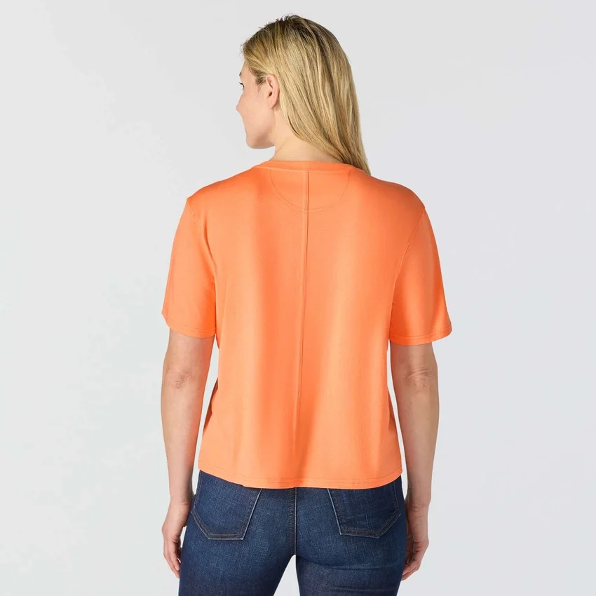 Tencel-skjorte til kvinder med løs pasform, rund hals og lomme